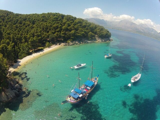 asprogiali-beach-kalamos (1)